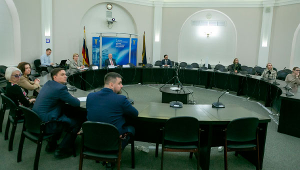 16 марта состоялось внеочередное заседание Совета ТПП РФ по таможенной политике, посвященное выработке оперативных антикризисных мер с целью поддержки бизнеса, работающего во внешнеторговой сфере.