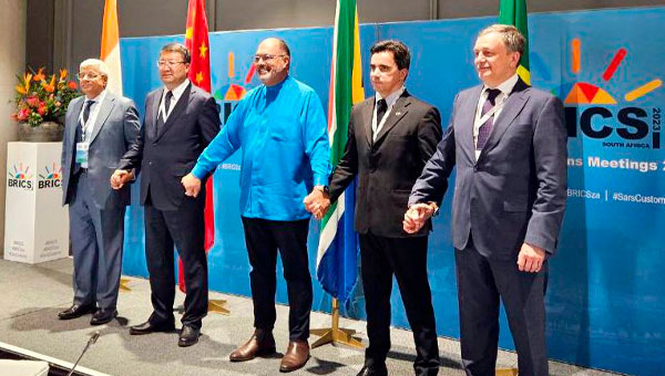 Руслан Давыдов принял участие во встрече руководителей таможенных служб стран БРИКС в ЮАР